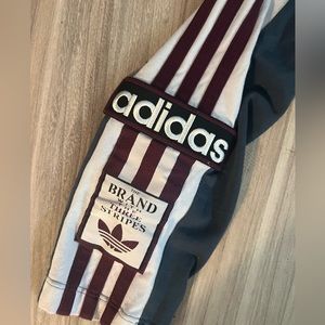 Adidas blue burgundy and cream leggings never worn
